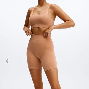 Fabletics Cloud seamless workout set
